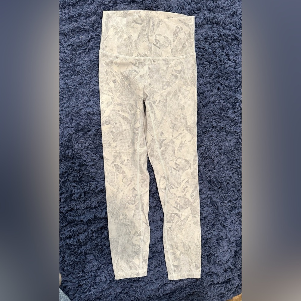 Lululemon Cropped Leggings sz 4